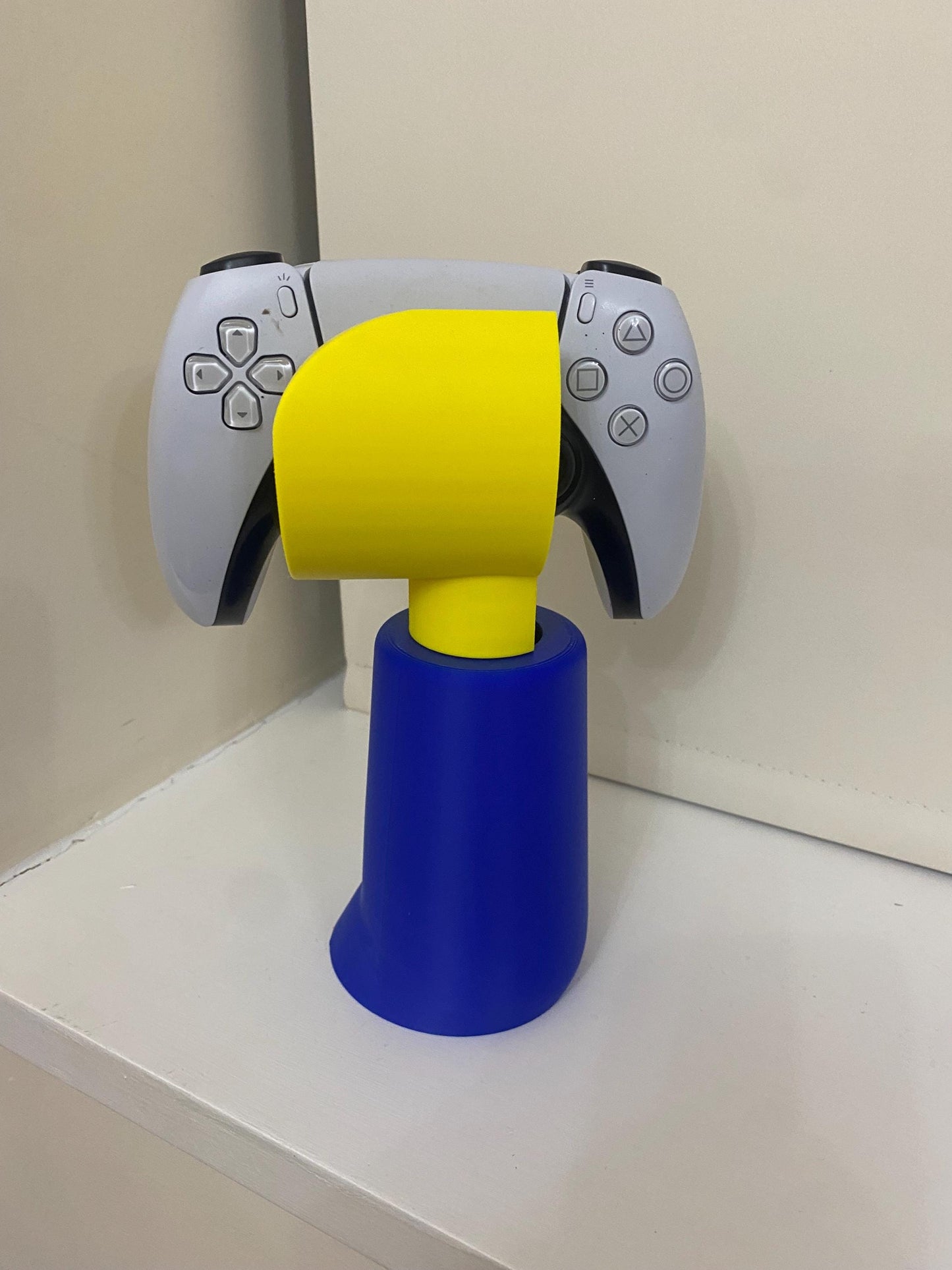 3D Printed L3GO inspired arm ps5 controller stand/holder